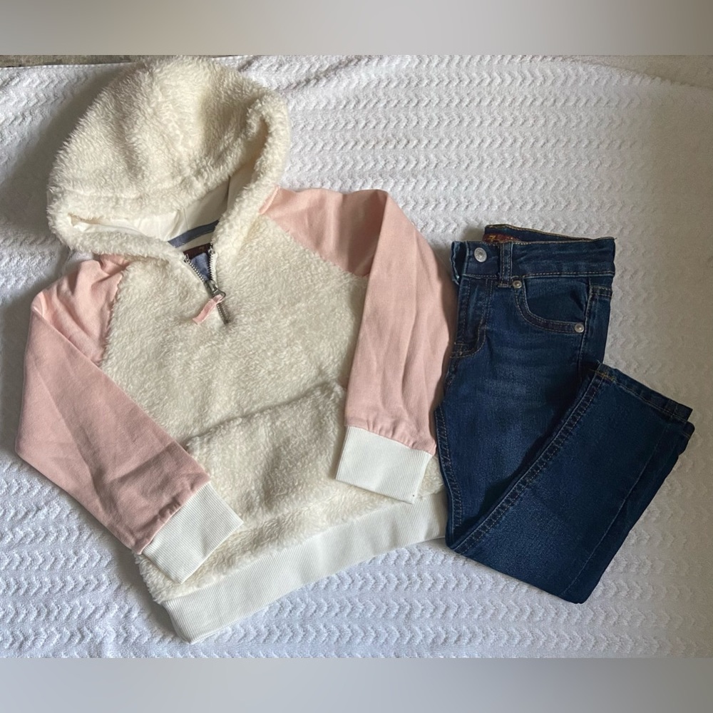 New Seven7 4T Outfit